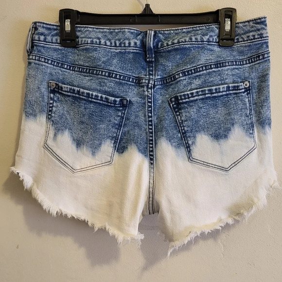 INC Denim Women's Ripped Jean Shorts (Size 12/31) - Picture 4 of 8